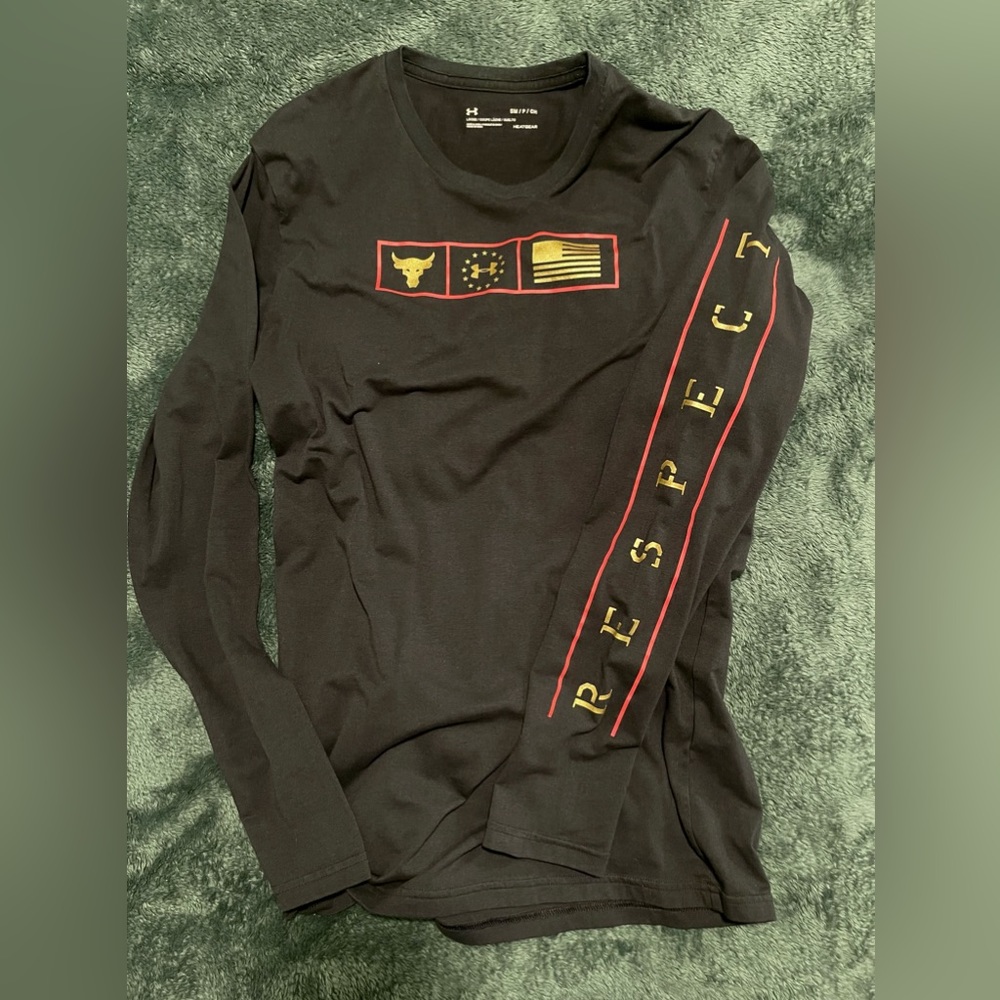 Under Armour Project Rock Freedom Long Sleeve Shirt - Black, Small